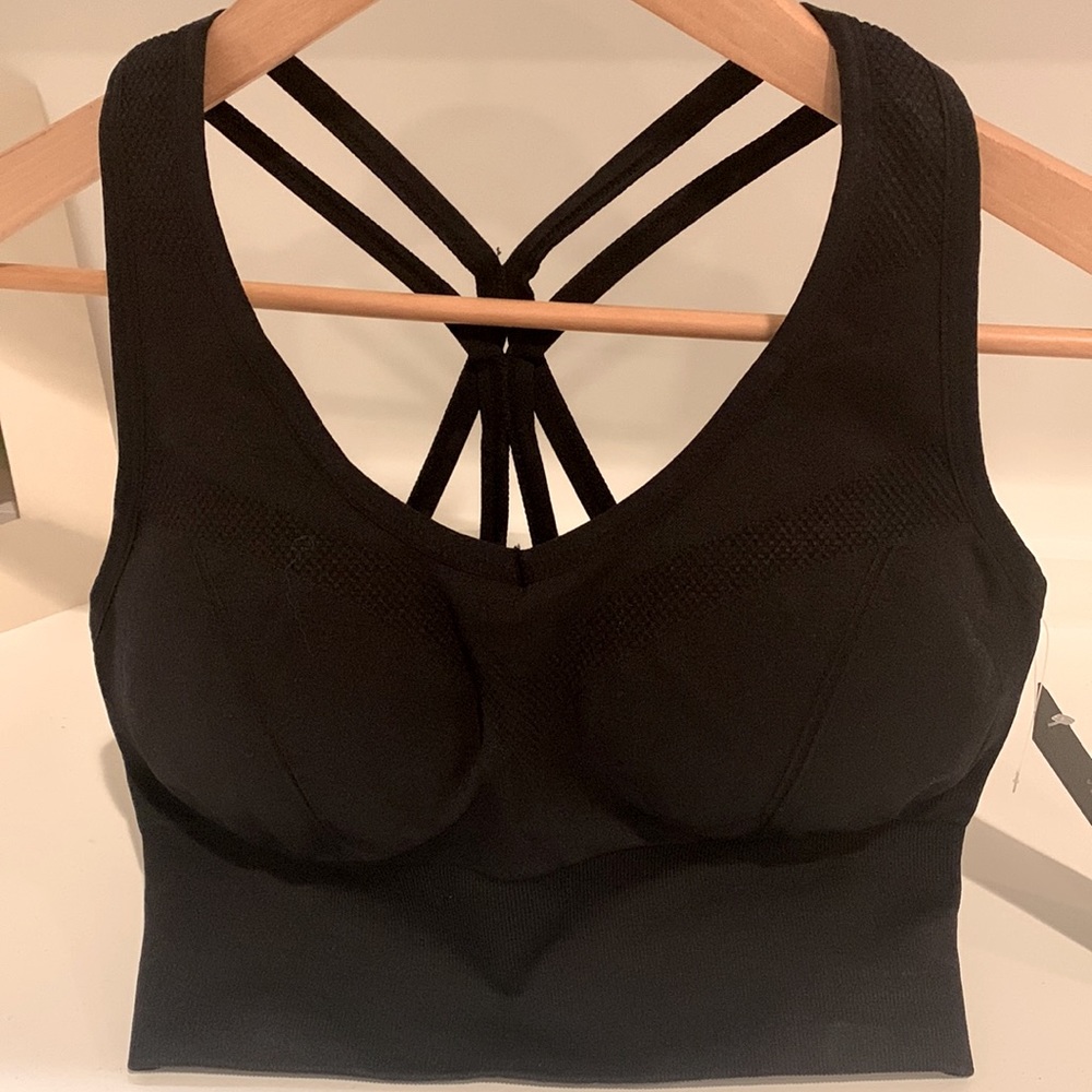 New with Tags! Black Sports Bra by Bally’s Total Fitness
